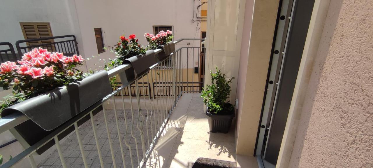 Casa Vacanze Dimora Monfalcone 몬테스카글리오소 외부 사진