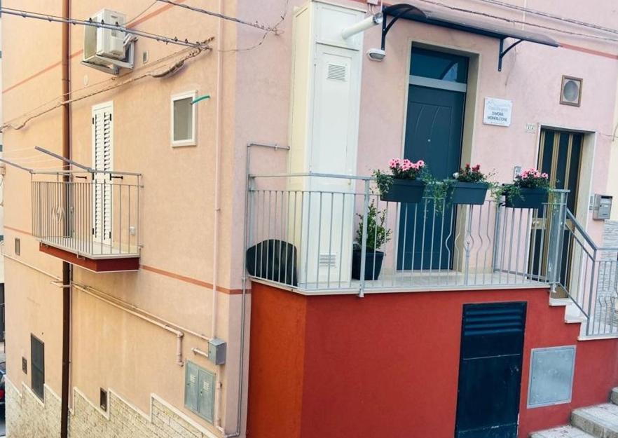 Casa Vacanze Dimora Monfalcone 몬테스카글리오소 외부 사진