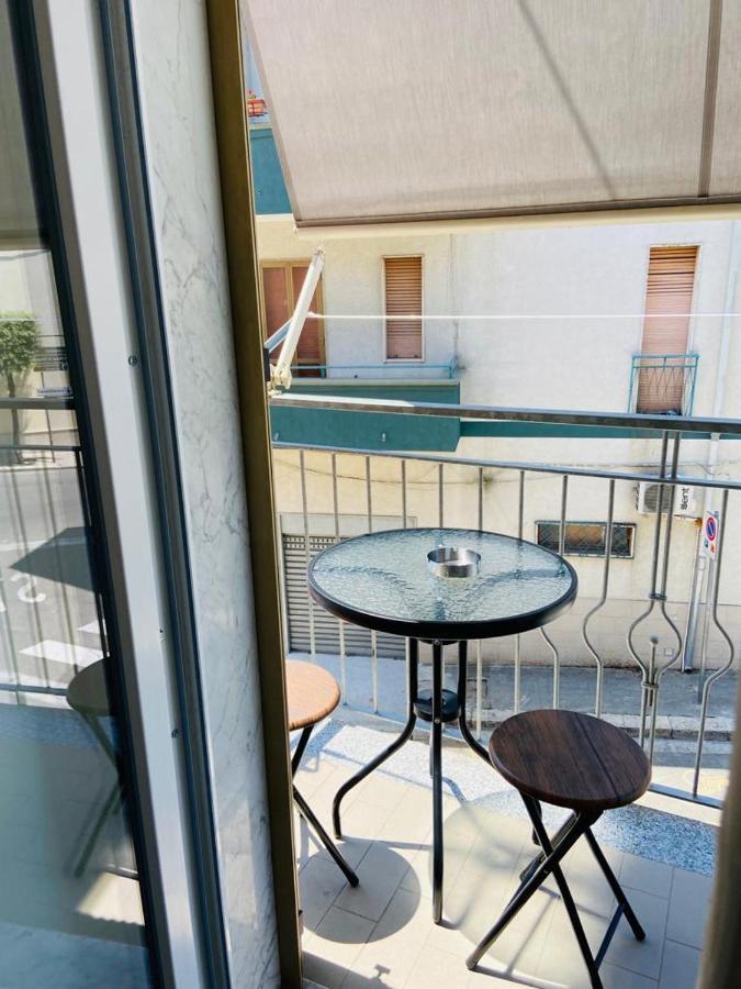 Casa Vacanze Dimora Monfalcone 몬테스카글리오소 외부 사진